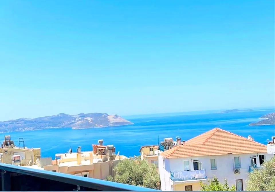 Kas Churchill 2+1 apartments with sea view and jacuzzi — photo 2