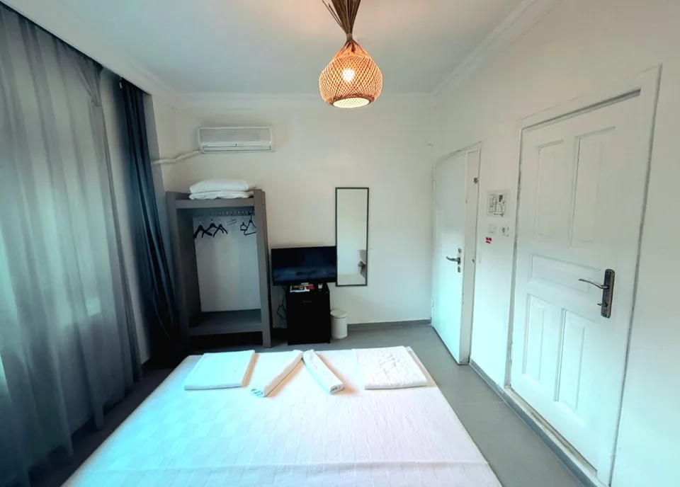 Kaş 'ın Merkezindeki Otelde Çift Kişilik Standart Oda — fotoğraf 3