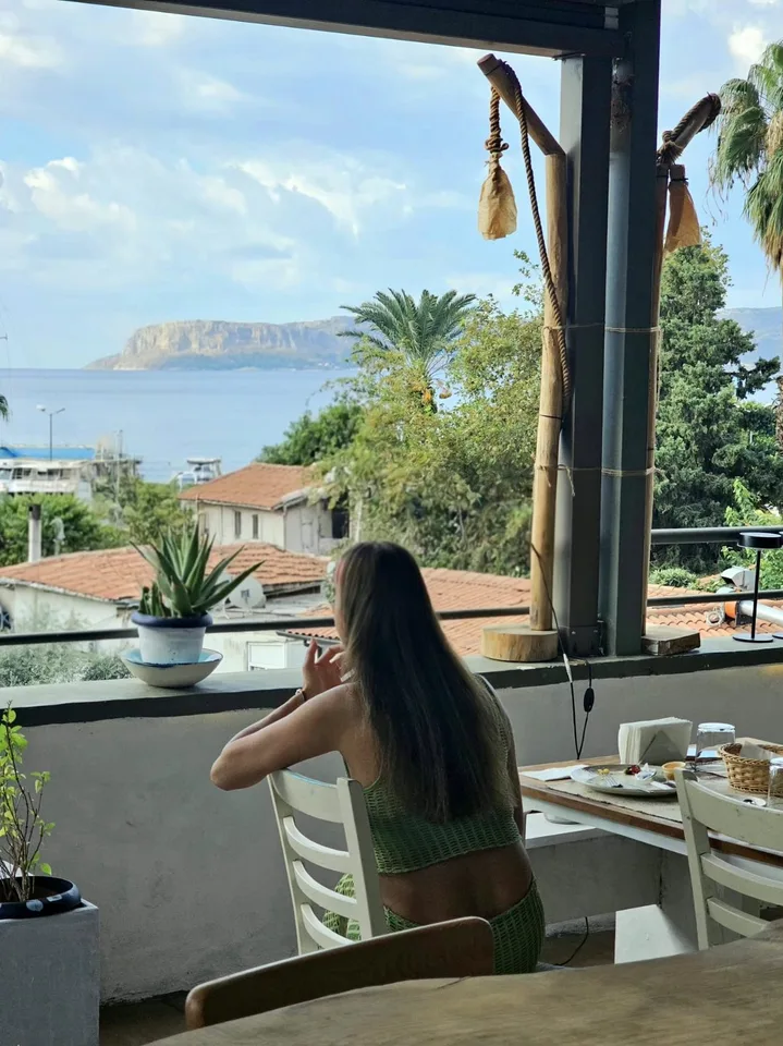 Kaş 'ın Merkezindeki Otelde Çift Kişilik (duble yatak) Balkonlu Standart Oda — fotoğraf 6